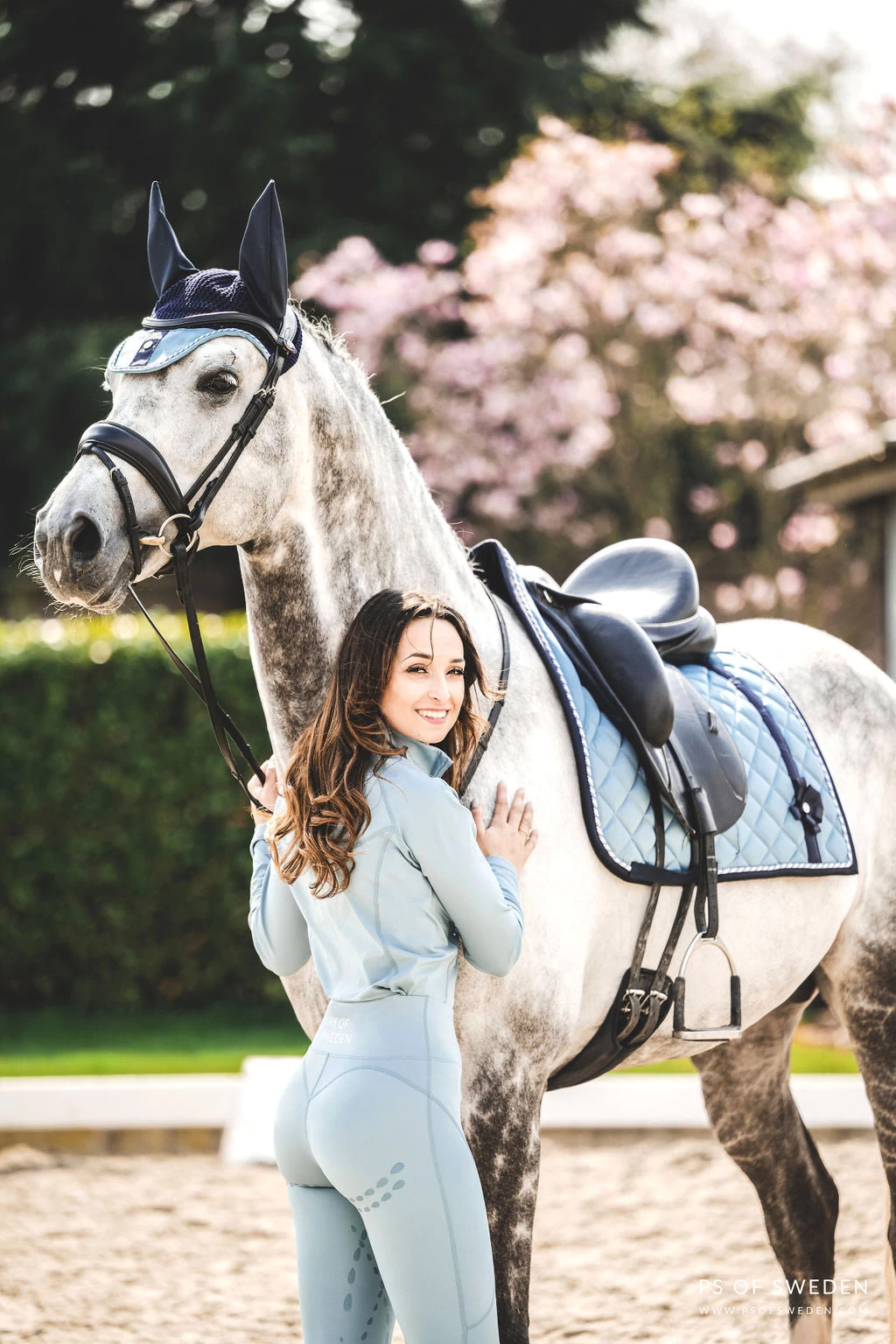 PS Of Sweden Bow Dressage Saddle Pad Aqua 2 PS Of Sweden Bow Dressage Saddle Pad Aqua - Image 2